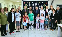 Hastanede Tedavi Gören Öğrencilerin Karne Mutluluğu