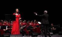 ESMEK Türk Halk Müziği Korosu’ndan Unutulmaz Müzik Ziyafeti