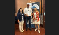 Anadolu Üniversitesine Napoli'den "En İyi Poster" Ödülü