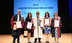 2025 Yılı Akademik Üstün Başarı Ödülleri Sahiplerini Buldu