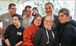 Gökkuşağı Kafe 15 Yıldır Hayatlara Dokunuyor