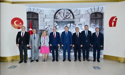 Vali Yılmaz'dan İl Defterdarlığına Ziyaret