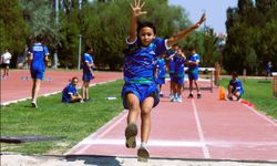 Odunpazarı’nda Atletizm Yaz Okulu Çalışmaları Sürüyor