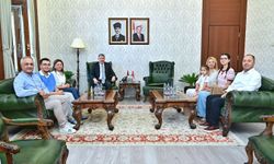 YKS Şampiyonlarından Vali Yılmaz'a Ziyaret
