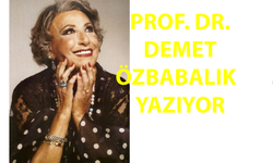 Cumhuriyet Divası Müzeyyen Senar