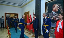 Valilik Makamında Tebrikleri Kabul Ettiler
