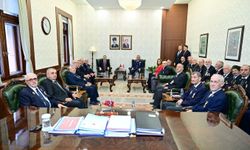 Vali Yılmaz Gazileri Makamında Ağırladı