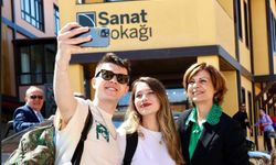 Eskişehir Büyükşehir Belediyesinden Üniversiteli Gençlere Eğitim Desteği