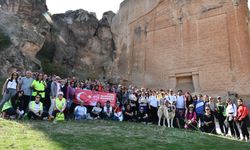 Cumhuriyet Coşkusu Frig Vadisi’ne Taşındı