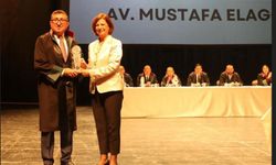 Avukatlara 25. Yıl Plaketi