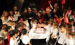 Es Çocuk Evi’nde Cumhuriyet Coşkusu