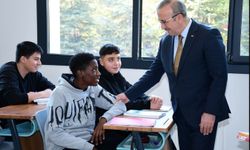 Sinan Aydın’dan Firuz Kanatlı Mesleki ve Teknik Anadolu Lisesine Ziyaret