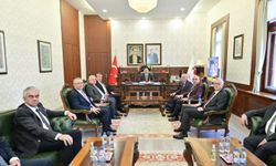 Yeni Seçilen ETO Yönetimi Vali Yılmaz'ı Ziyaret Etti