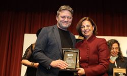 Uluslararası Eskişehir Yunus Emre Edebiyat Şenliği Muhteşem Bir Açılışla Başladı