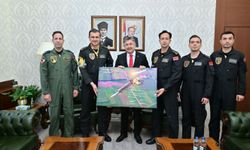 Solo Türk Pilotlarından Vali Yılmaz'a Ziyaret