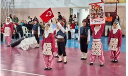 Dumlupınar İlkokulu'nda Cumhuriyet Coşkusu