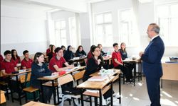 Sinan Aydın'dan Cemal Mümtaz Sosyal Bilimler Lisesine Ziyaret