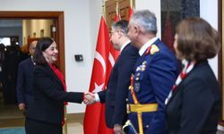 Vali Yılmaz Cumhuriyet Bayramı tebriklerini kabul etti