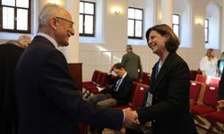 Başkan Ünlüce Mudanya Barış Sempozyumu’na Katıldı