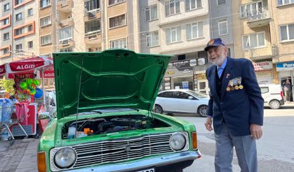 93 yaşındaki Kore gazisinin 48 yıllık otomobili