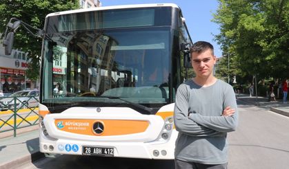 Eskişehirli gencin tek tutkusu toplu taşıma araçları