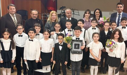 Eskişehir Eğitimindeki 100 Yıllık Çınar Sanatla Çiçek Açtı