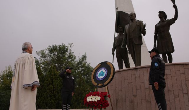 ESOGÜ'de Büyük Önder Özlemle Anıldı