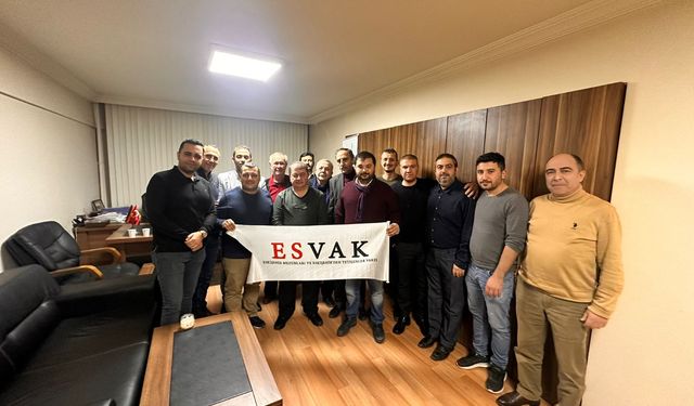 ESVAK’tan 34 öğrenciye burs