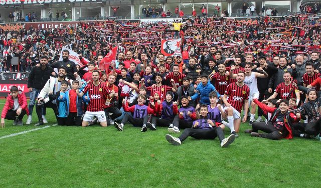 Eskişehirspor liderlik koltuğunu bırakmıyor