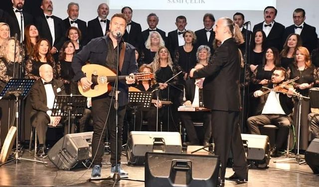 ‘Hüsnü Üstün Besteleri’ Konserine Büyük İlgi