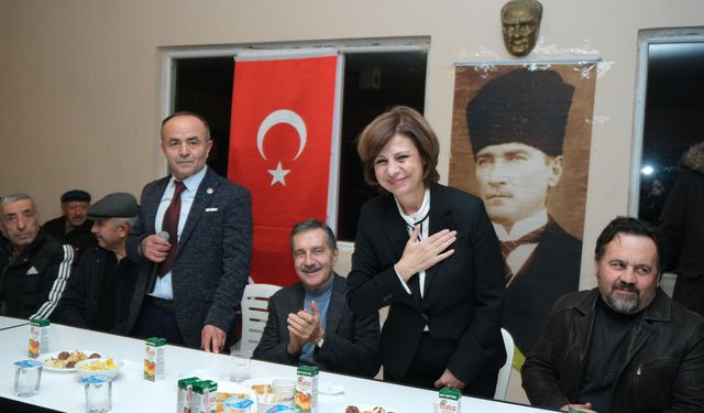 Ayşe Ünlüce Uludere Mahallesi'nde Coşkuyla Karşılandı 