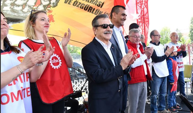 Başkan Ataç 1 Mayıs’ı İşçilerle Kutladı