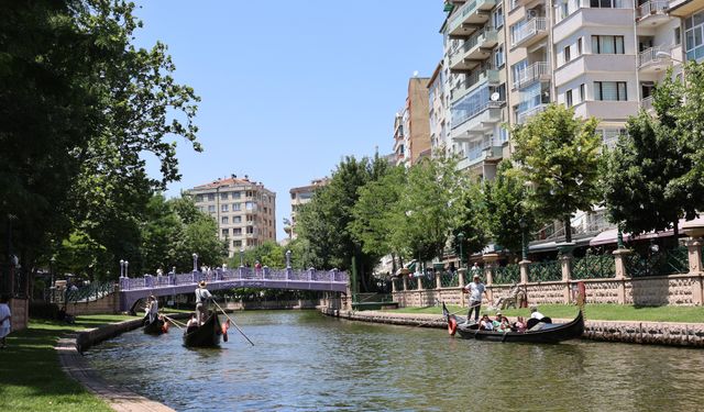 Eskişehir'de Bayram Tatili Yoğunluğu