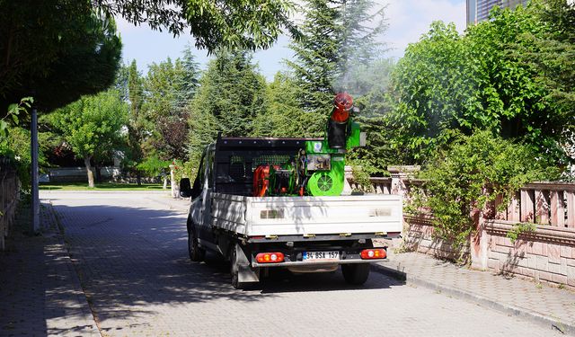 Tepebaşı’nda Haşerelerle Mücadele Sürüyor