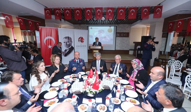 Eskişehir Valiliğinden Gaziler Günü Yemeği