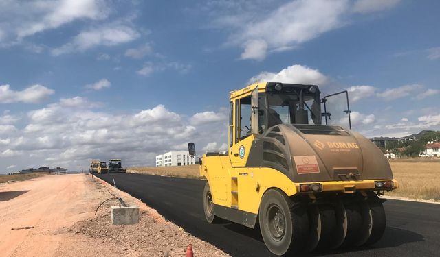 Gündüz Ökçün Bulvarı’nda Yol Çalışmaları Tamamlandı