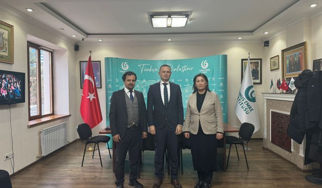 Kazakistan’da Anadolu Üniversitesi Açıköğretim Sistemi tanıtıldı