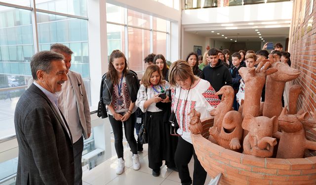 Köstenceli Öğrencilerden Başkan Ataç'a Ziyaret