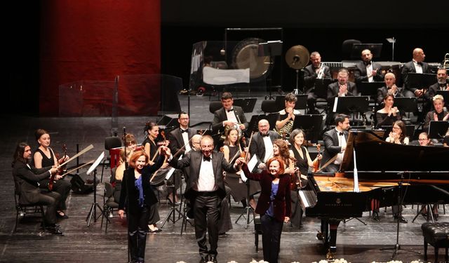 Güher ve Süher Pekinel’den Unutulmaz Konser