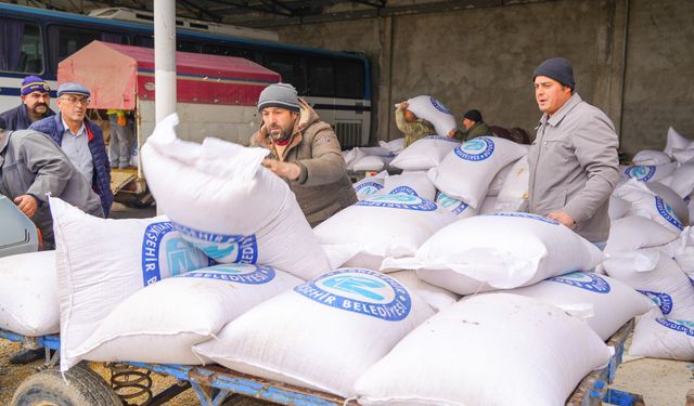 Çifteler’de Üreticiye Yem Desteği