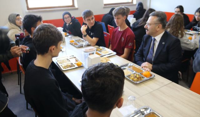 Vali Aksoy'dan Borsa İstanbul Fen Lisesi'ne Çıkarma