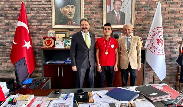 Eskişehirli Atlet Yumuk Türkiye Birincisi