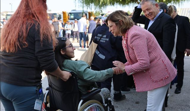 Başkan Ayşe Ünlüce Personelle Bayramlaştı
