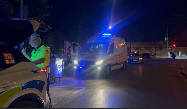 Ticari Taksi İle Motorize Yunus Timi Çarpıştı: 2 Polis Yaralandı