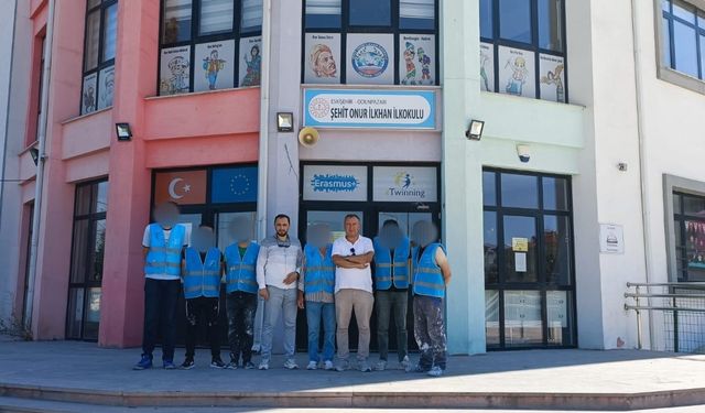 Yükümlüler Okulları Boyadı