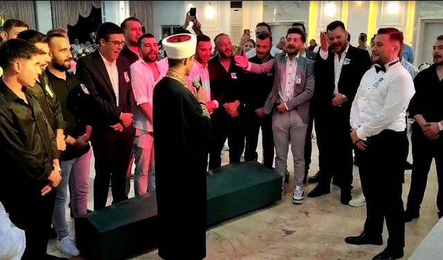 Damada ölmeden cenaze töreni düzenlediler