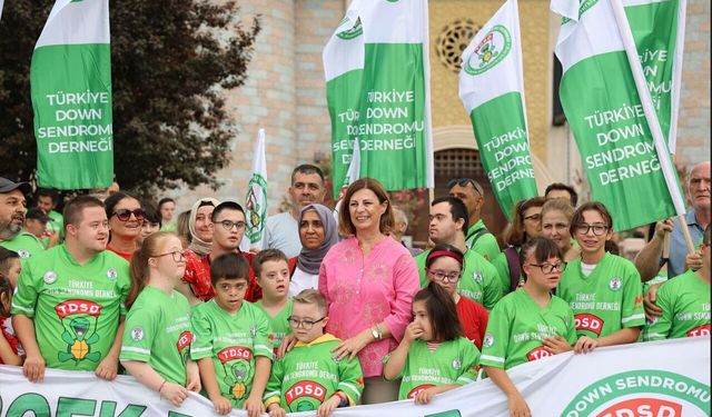 “Dostluk Yürüyüşü” Özel Anlara Sahne Oldu