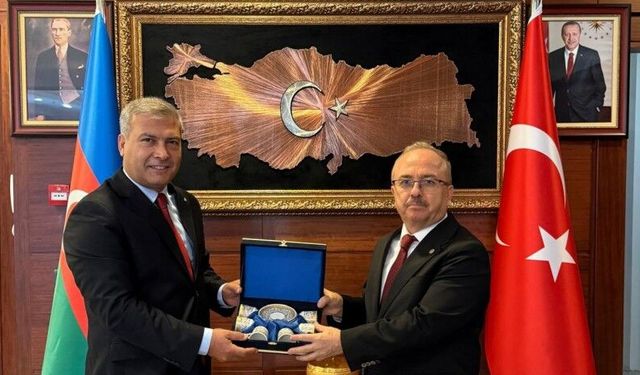 Rektör Adıgüzel’den Bakü Büyükelçisi Akgün’e Ziyaret