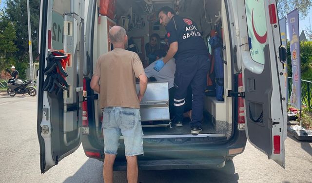 İkinci kattan market tentenesine düştü