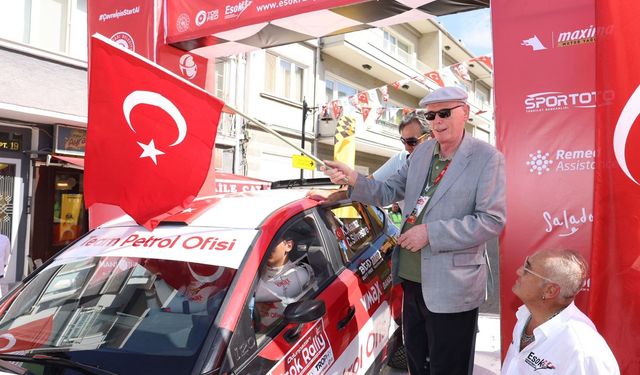 Başkan Kurt'tan Odunpazarı ESOK Rally 2025 Startı